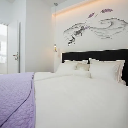 Апартаменти Lavanda & Rozmarin