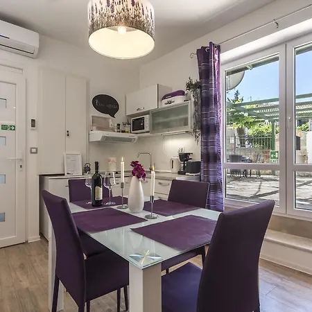 Lavanda & Rozmarin * Спліт